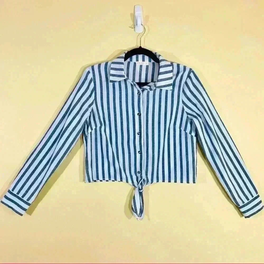 Miss Love Blue/White Stripe Collared Long Sleeve Button Down Tie Crop Top (S) - Picture 2 of 12